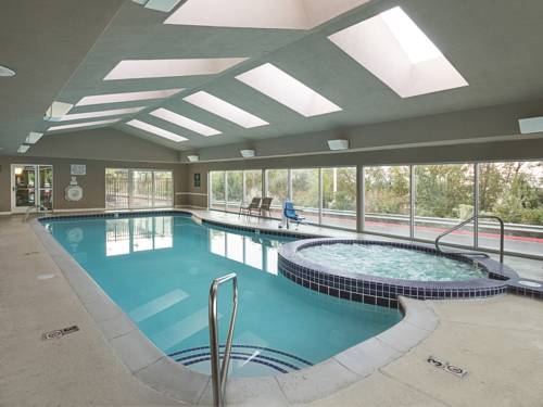 Imagen de la piscina del Hotel La Quinta Inns & Suites by Wyndham Orem University Pwy/Provo. Foto 16