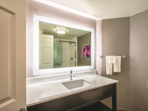 Imagen de la habitación del Hotel La Quinta Inns & Suites by Wyndham Orem University Pwy/Provo. Foto 8