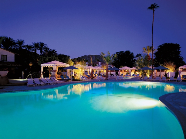Imagen de la piscina del Hotel La Quinta Resort and Club, Curio Collection By Hilton. Foto 15