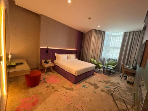 Imagen general del Hotel La Quinta by Wyndham Abu Dhabi Al Wahda. Foto 2