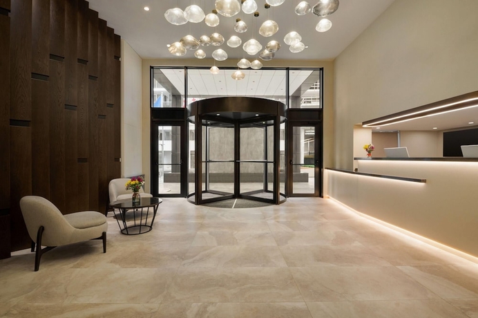 Imagen de los interiores del Hotel La Quinta by Wyndham Batumi. Foto 14