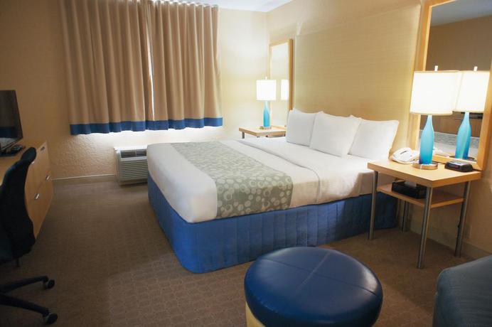 Imagen de la habitación del Hotel La Quinta by Wyndham Coral Springs South. Foto 6