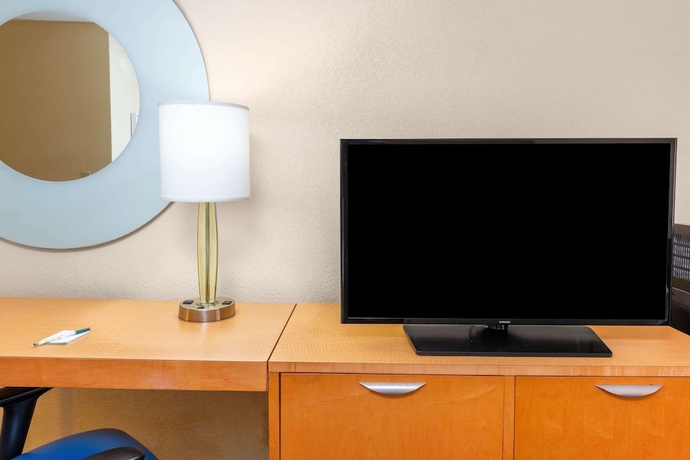 Imagen de la habitación del Hotel La Quinta by Wyndham Fort Lauderdale Pompano Beach. Foto 14