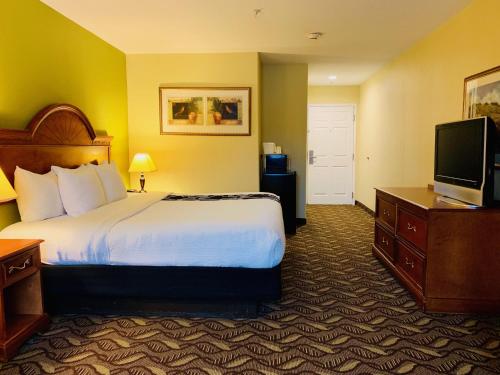 Imagen de la habitación del Hotel La Quinta by Wyndham Fort Smith. Foto 7