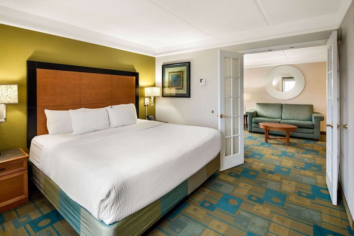 Imagen de la habitación del Hotel La Quinta by Wyndham Haywood Mall-Near Greenville Downtown. Foto 4