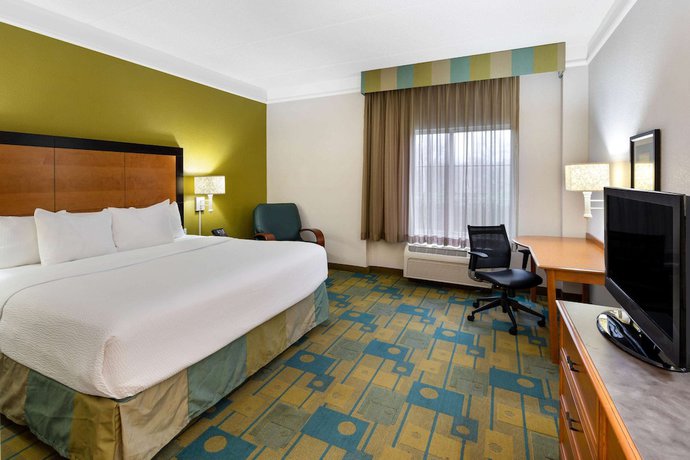 Imagen de la habitación del Hotel La Quinta by Wyndham Haywood Mall-Near Greenville Downtown. Foto 10