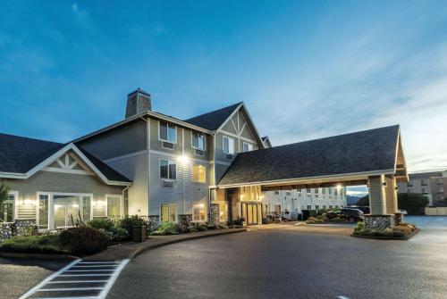Imagen general del Hotel La Quinta by Wyndham Newport. Foto 1