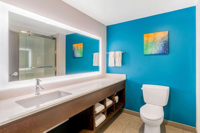 Imagen de la habitación del Hotel La Quinta by Wyndham Oklahoma City Airport. Foto 6
