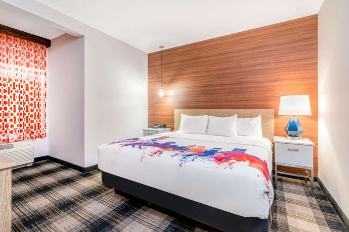 Imagen de la habitación del Hotel La Quinta by Wyndham Oklahoma City Airport. Foto 9