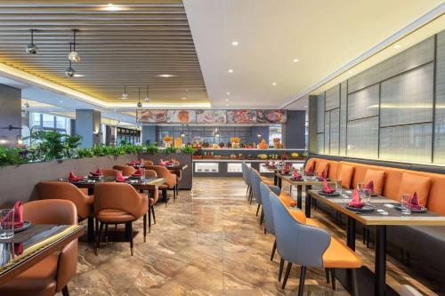 Imagen general del Hotel La Quinta by Wyndham Qionghai Yinhai. Foto 4