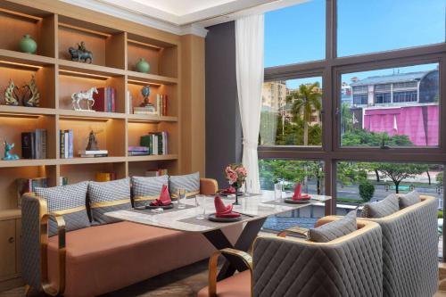 Imagen general del Hotel La Quinta by Wyndham Qionghai Yinhai. Foto 5