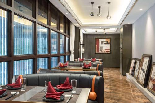 Imagen general del Hotel La Quinta by Wyndham Qionghai Yinhai. Foto 6