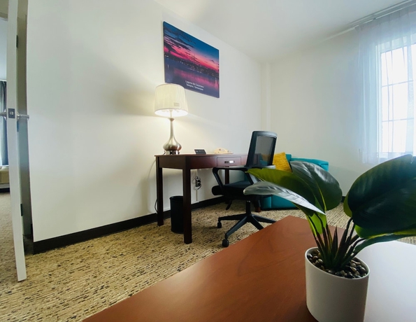 Imagen de la habitación del Hotel La Quinta by Wyndham Reynosa. Foto 12