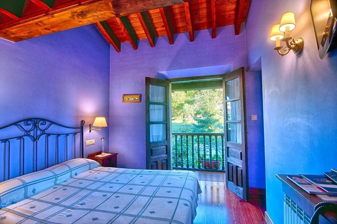 Imagen de la habitación del Hotel La Quintana De Vald&eacute;s. Foto 9