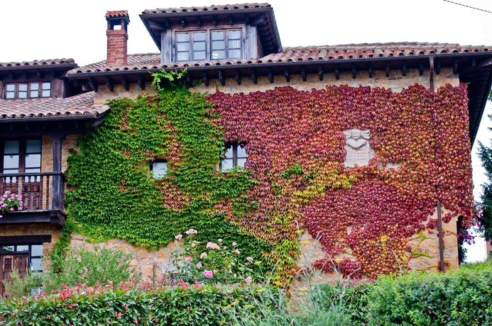 Imagen general del Hotel La Quintana De Vald&eacute;s. Foto 2