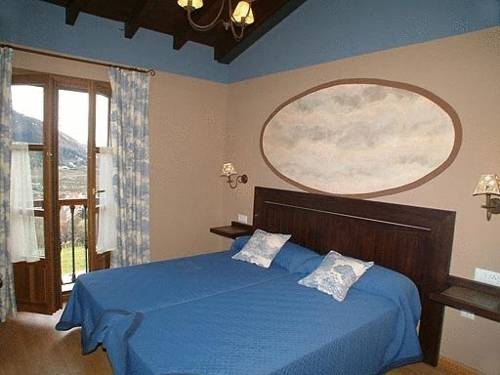 Imagen de los interiores del Hotel La Quintana De Villar. Foto 14