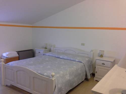 Imagen de la habitación del Hotel La Rama. Foto 3