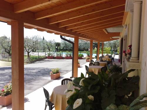 Imagen general del Hotel La Rama. Foto 1