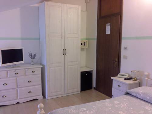 Imagen de la habitación del Hotel La Rama. Foto 4