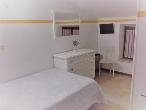 Imagen de la habitación del Hotel La Rama. Foto 5