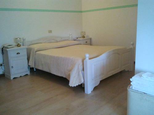 Imagen de la habitación del Hotel La Rama. Foto 9