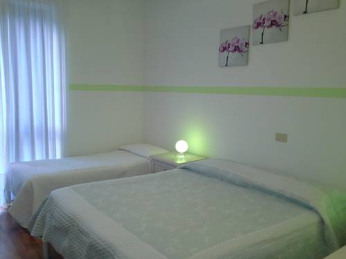 Imagen de la habitación del Hotel La Rama. Foto 11