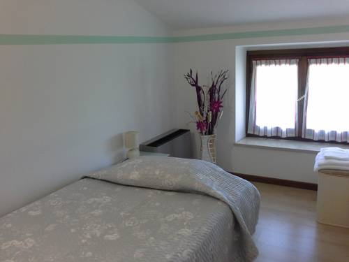 Imagen de la habitación del Hotel La Rama. Foto 16
