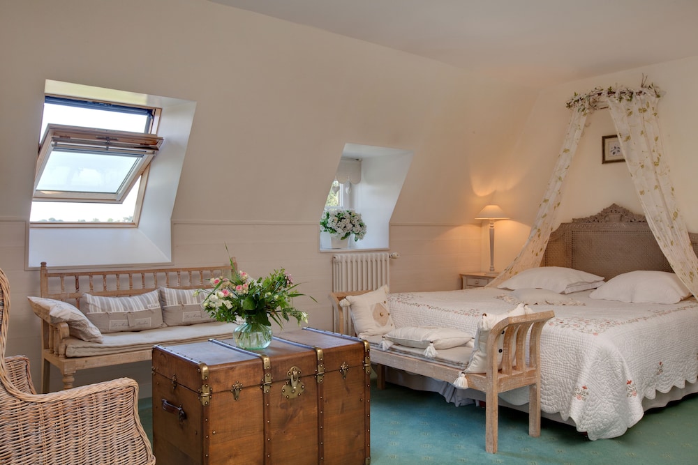 Imagen de la habitación del Hotel La Ramade. Foto 5