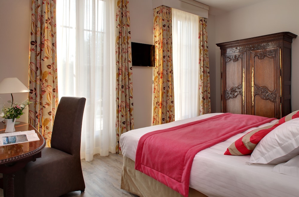 Imagen de la habitación del Hotel La Ramade. Foto 18