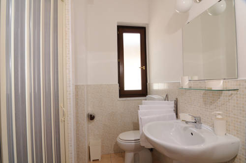 Imagen de la habitación del Hotel La Rampa. Foto 3