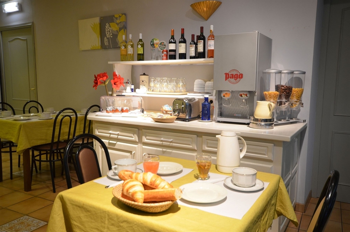 Imagen del bar/restaurante del Hotel La R&eacute;gence, Lourdes. Foto 2