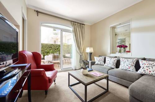 Imagen de la habitación del Hotel La Réserve De Beaulieu Hôtel & Spa. Foto 10