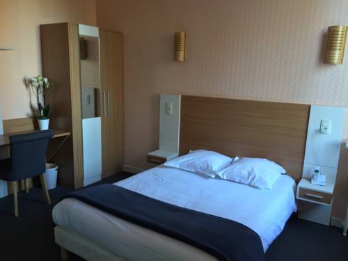 Imagen de la habitación del Hotel La R&eacute;serve De Brive. Foto 13