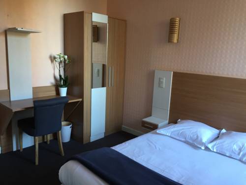 Imagen de la habitación del Hotel La R&eacute;serve De Brive. Foto 16