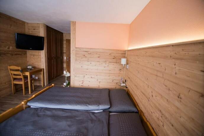 Imagen general del Hotel La Réserve, ST. NIKLAUS. Foto 12