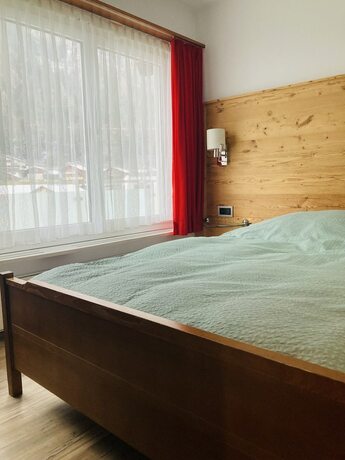 Imagen de la habitación del Hotel La Réserve, ST. NIKLAUS. Foto 14