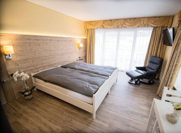 Imagen de la habitación del Hotel La Réserve, ST. NIKLAUS. Foto 17