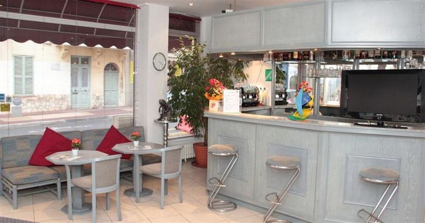 Imagen del bar/restaurante del Hotel La Résidence, Antibes. Foto 2