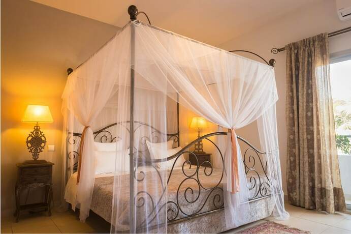 Imagen de la habitación del Hotel La R&eacute;sidence Dakar. Foto 15