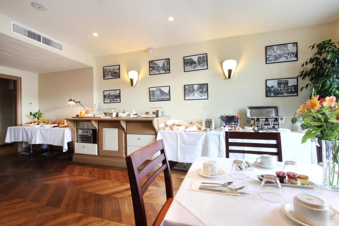 Imagen del bar/restaurante del Hotel La Résidence Du Vieux Port. Foto 10