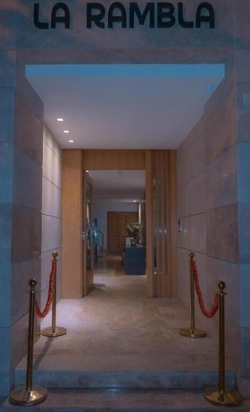 Imagen de los interiores del Hotel La R&eacute;sidence La Rambla. Foto 15
