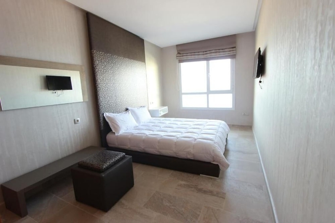 Imagen de la habitación del Hotel La R&eacute;sidence La Rambla. Foto 6