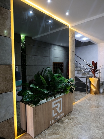 Imagen de la habitación del Hotel La R&eacute;sidence La Rambla. Foto 13
