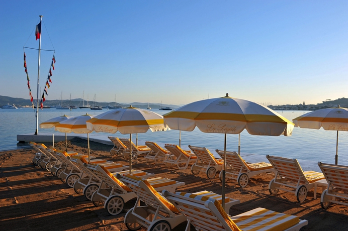 Imagen de los exteriores del Hotel La R&eacute;sidence de La Pin&egrave;de. Foto 15