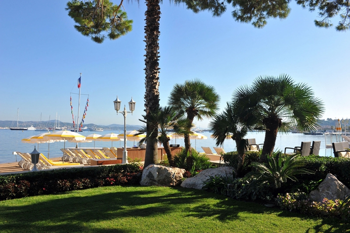 Imagen de la habitación del Hotel La R&eacute;sidence de La Pin&egrave;de. Foto 11