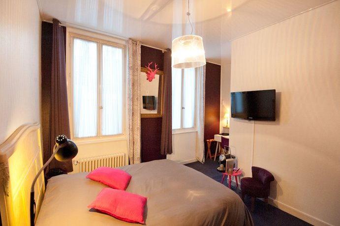 Imagen de la habitación del Hotel La R&eacute;sidence le Prieur&eacute;. Foto 6