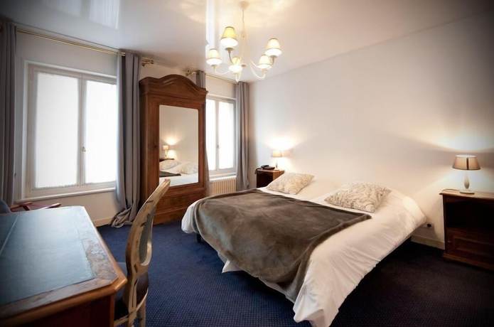 Imagen de la habitación del Hotel La R&eacute;sidence le Prieur&eacute;. Foto 7