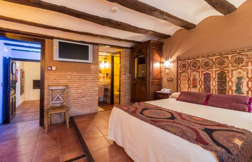 Imagen de la habitación del Hotel La Realda. Foto 7