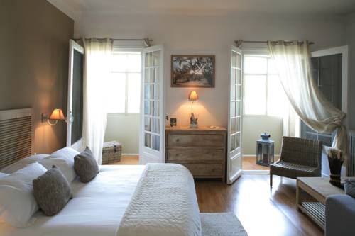 Imagen de la habitación del Hotel La Regalido. Foto 13