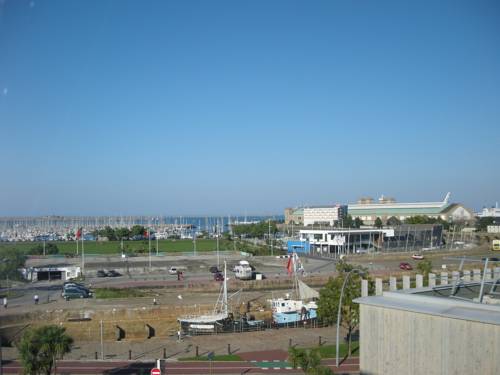 Imagen de la habitación del Hotel La Renaissance, Cherbourg. Foto 4